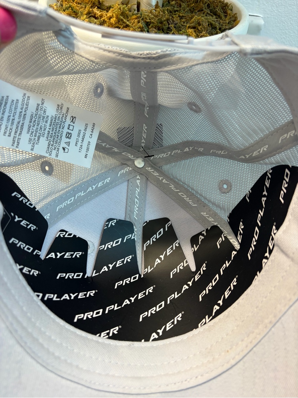 Pro Player Light Gray Mesh-Back Trucker Hat - Picture 3 of 4